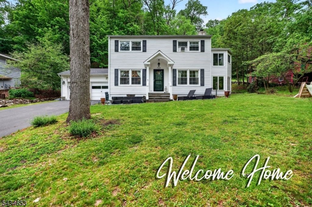 719 W Shore Trl, Sparta Twp., NJ 07871