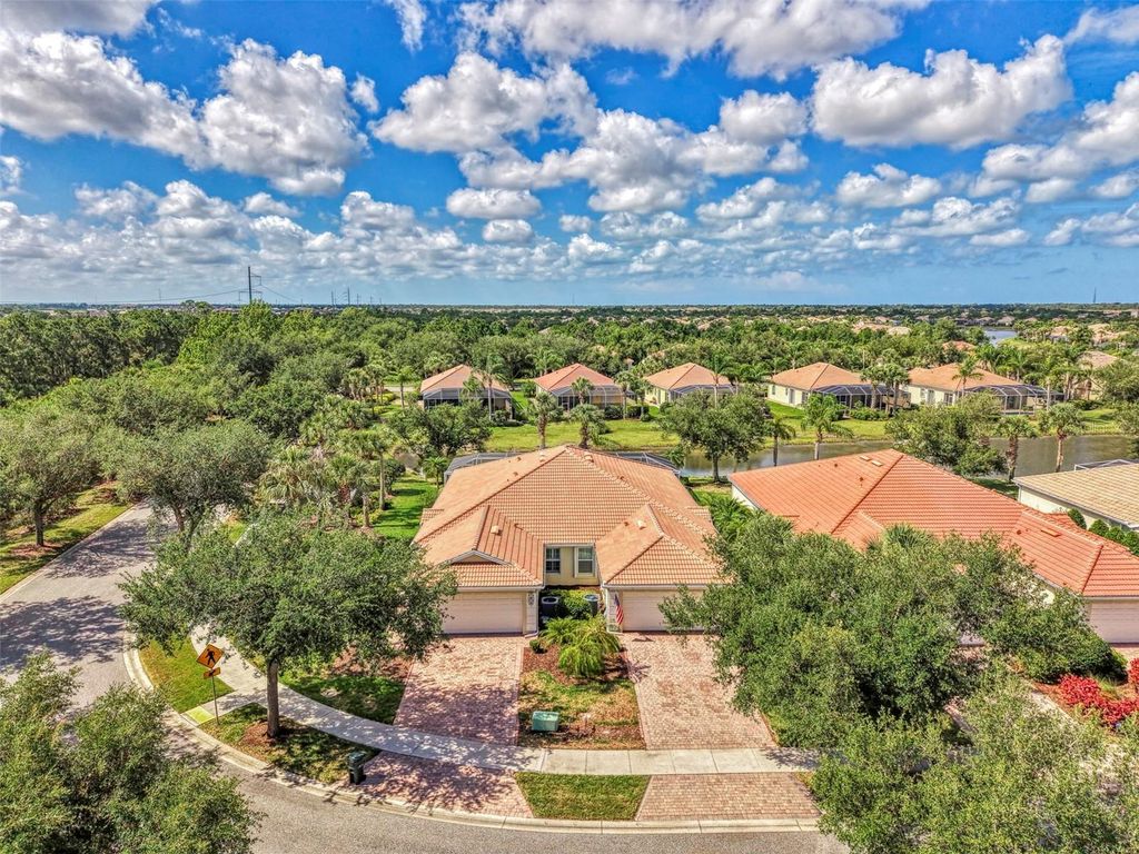 6099 BENEVENTO DRIVE, Sarasota, FL 34238