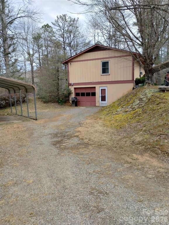 1750 NC 9 Highway, Black Mountain, NC 28711