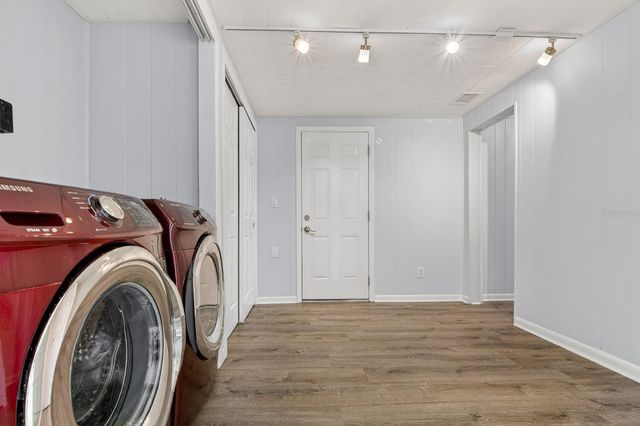 815 W LOWRY LANE, Tampa, FL 33604