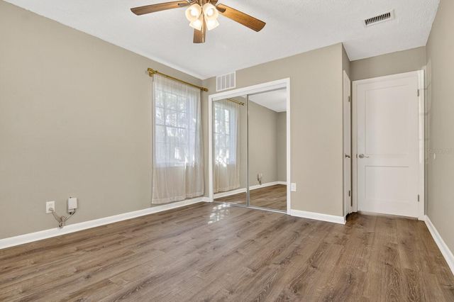 815 W LOWRY LANE, Tampa, FL 33604