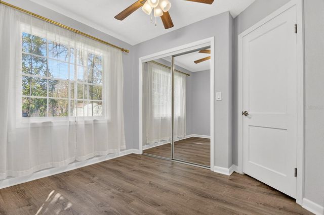 815 W LOWRY LANE, Tampa, FL 33604