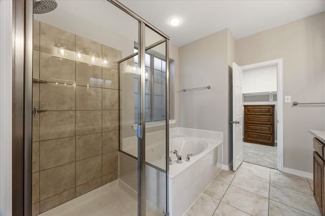 118 Stone Drive, Forney, TX 75126