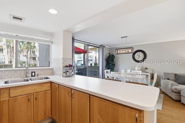 42 S Forest Beach Dr Apt 3037, Hilton Head Island, SC 29928