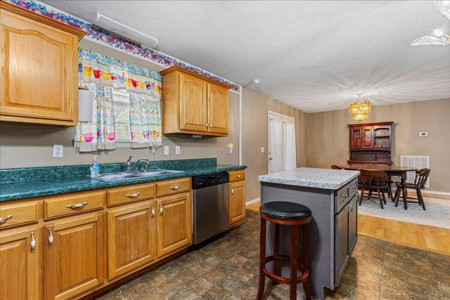 251 Carter, Decatur, TN 37322