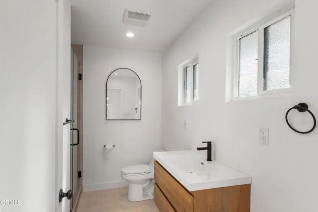 3880 SHADOW GROVE Road, Pasadena, CA 91107