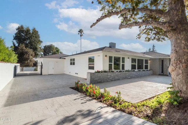 3880 SHADOW GROVE Road, Pasadena, CA 91107