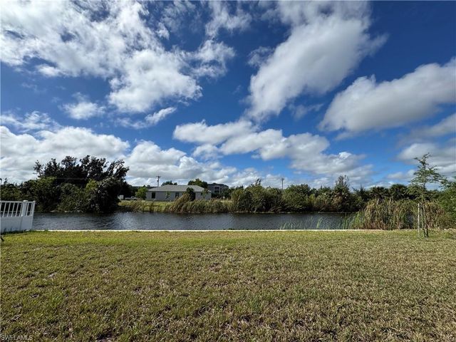 2914 SW 5th ST, Cape Coral, FL 33991