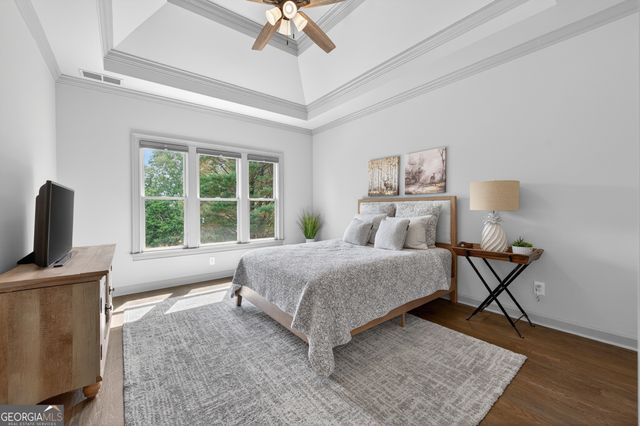 5925 Stoneleigh Drive, Suwanee, GA 30024