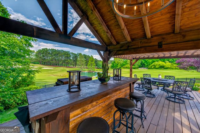 5925 Stoneleigh Drive, Suwanee, GA 30024