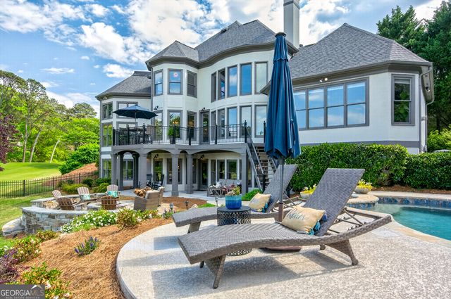 5925 Stoneleigh Drive, Suwanee, GA 30024