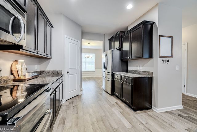 807 Hyacinth Circle, Guyton, GA 31312