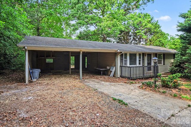 607 Texas Trail, Dallas, NC 28034