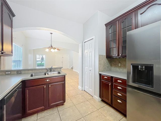 16178 OLD ASH LOOP, Orlando, FL 32828