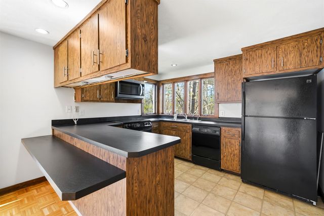 88 Meetinghouse Road, Windham, NH 03087