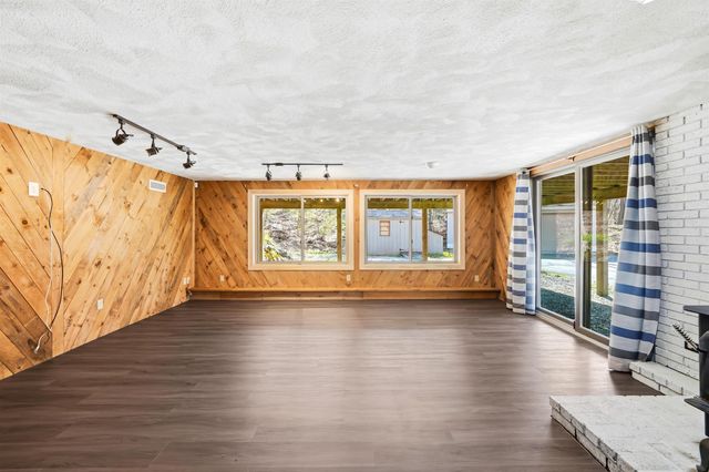 88 Meetinghouse Road, Windham, NH 03087
