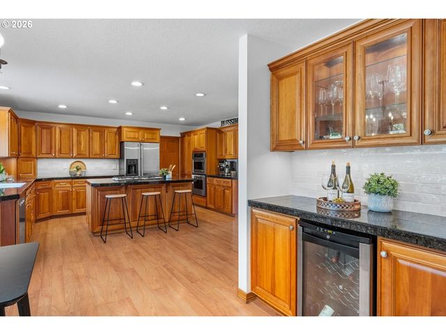 16969 Nw HAZELGROVE Ct, Beaverton, OR 97006