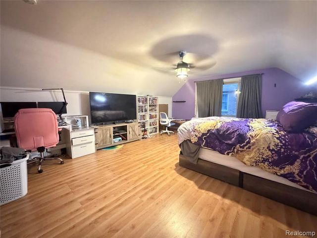 649 Meridan Street, Dearborn, MI 48124