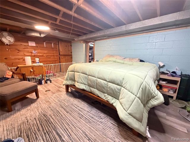 649 Meridan Street, Dearborn, MI 48124