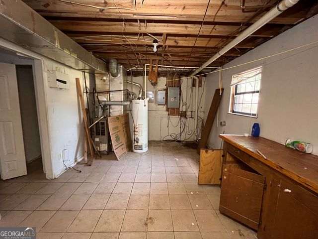 7336 Camelot Court, Riverdale, GA 30296