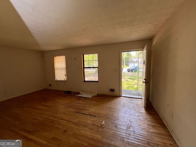 7336 Camelot Court, Riverdale, GA 30296