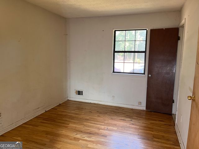 7336 Camelot Court, Riverdale, GA 30296