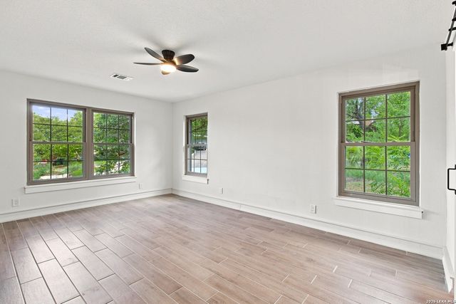 123 E Brandon, San Antonio, TX 78209