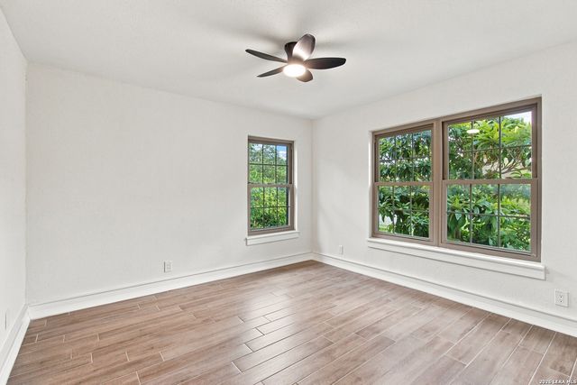123 E Brandon, San Antonio, TX 78209