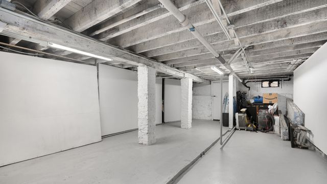 70 JEFFERSON Street, New York City, NY 11206