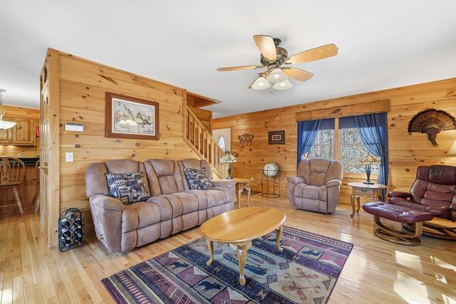 106 Lemmon Drive, Ellijay, GA 30540