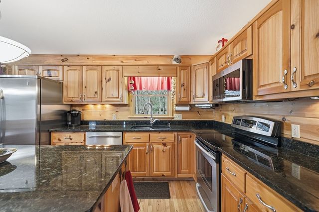 106 Lemmon Drive, Ellijay, GA 30540