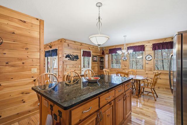 106 Lemmon Drive, Ellijay, GA 30540