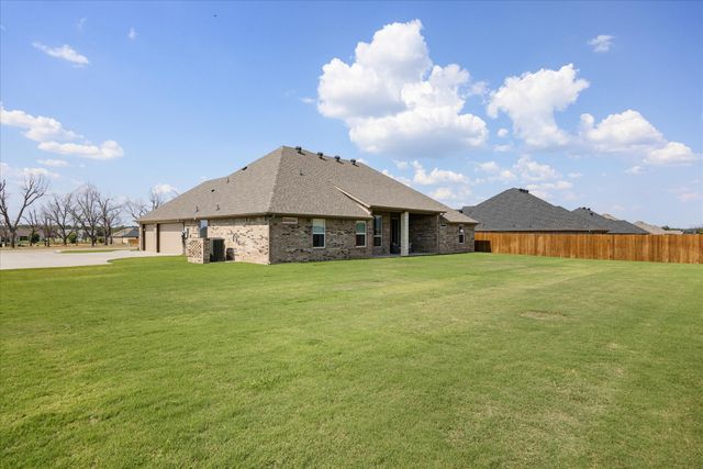 3004 Hazlewood Road, Granbury, TX 76049