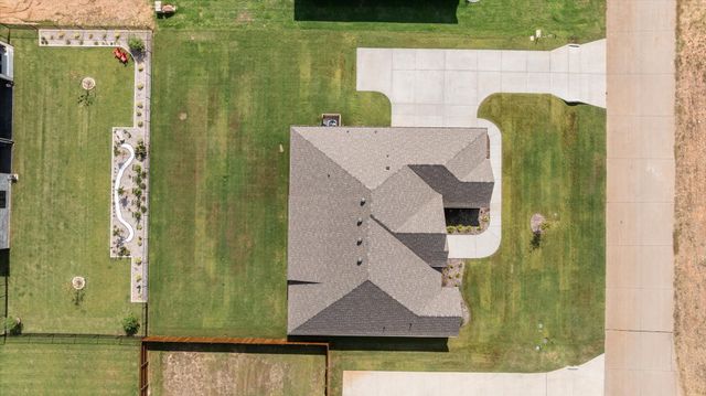 3004 Hazlewood Road, Granbury, TX 76049