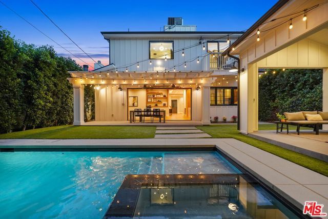 4915 Agnes Avenue, Valley Village, CA 91607