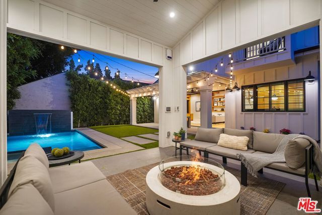 4915 Agnes Avenue, Valley Village, CA 91607