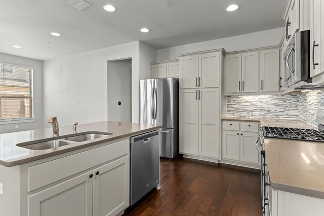 13800 Lyndhurst ST 211, Austin, TX 78717