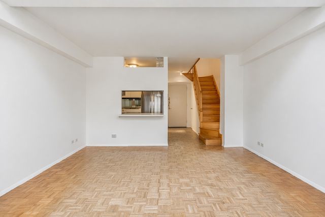 250 W 89th St Apt 11E, New York City, NY 10024