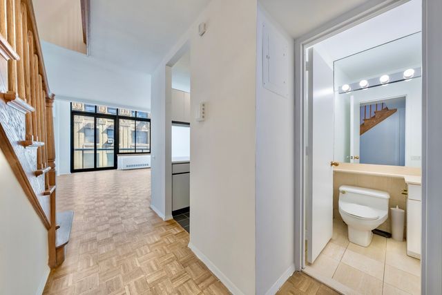 250 W 89th St Apt 11E, New York City, NY 10024