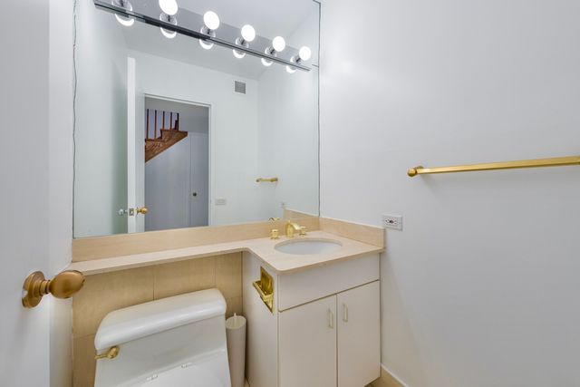 250 W 89th St Apt 11E, New York City, NY 10024