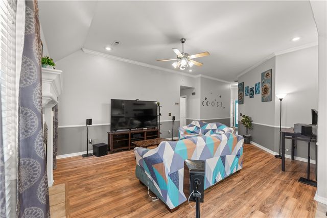 3280 Grainger Circle, Springdale, AR 72764