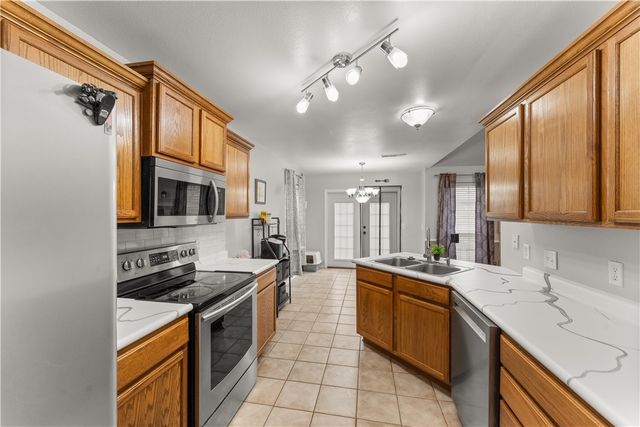 3280 Grainger Circle, Springdale, AR 72764