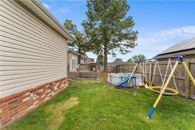3280 Grainger Circle, Springdale, AR 72764
