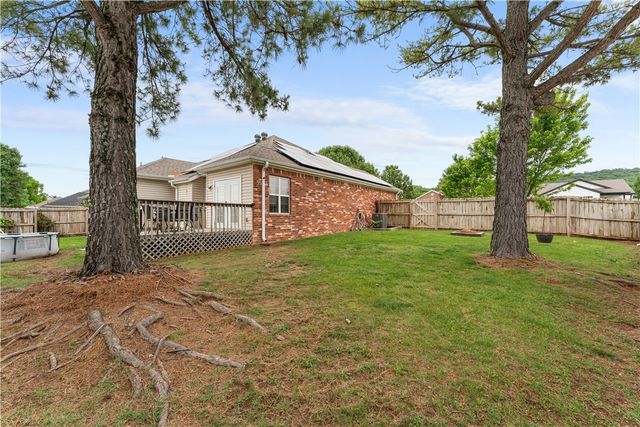 3280 Grainger Circle, Springdale, AR 72764