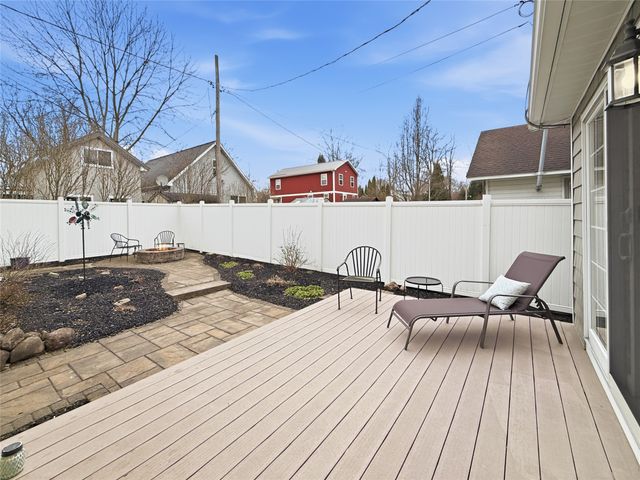123 PEACH Street, Edinboro, PA 16412