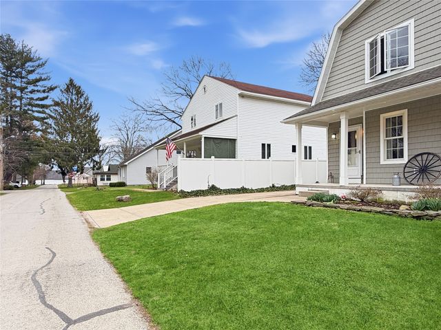 123 PEACH Street, Edinboro, PA 16412