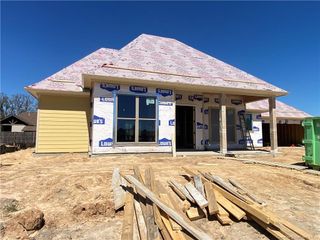 1086 Mary Diane McCall Drive, Lake Charles, LA 70605