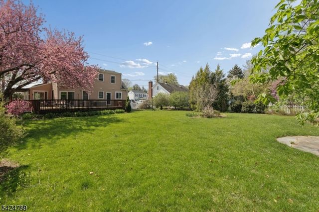 9 Laurel Ave, Franklin Twp., NJ 08528