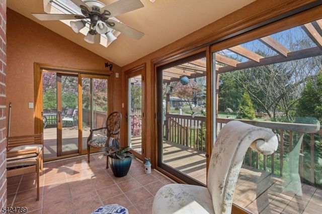 9 Laurel Ave, Franklin Twp., NJ 08528