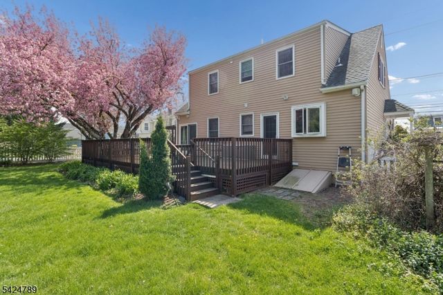 9 Laurel Ave, Franklin Twp., NJ 08528